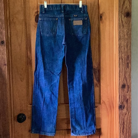 Boys Youth Wrangler Jeans - Picture 2 of 9